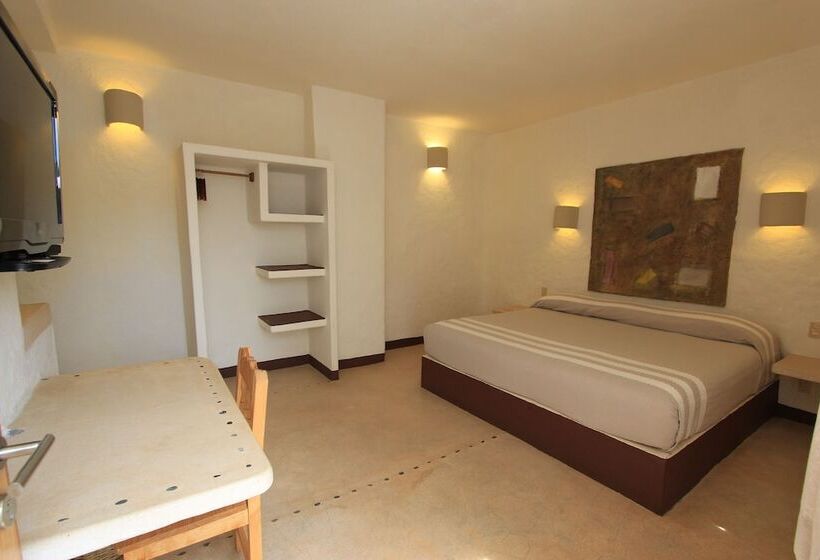 هتل Plaza Tangolunda