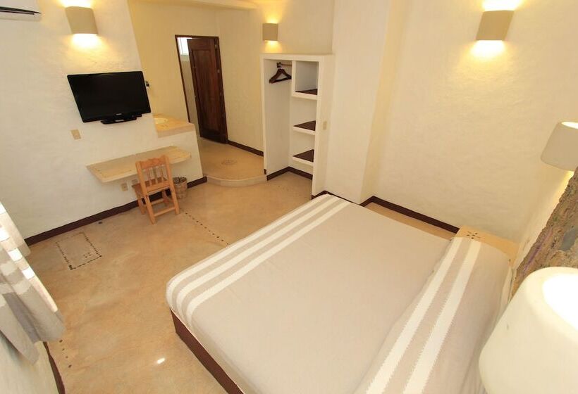 فندق Plaza Tangolunda