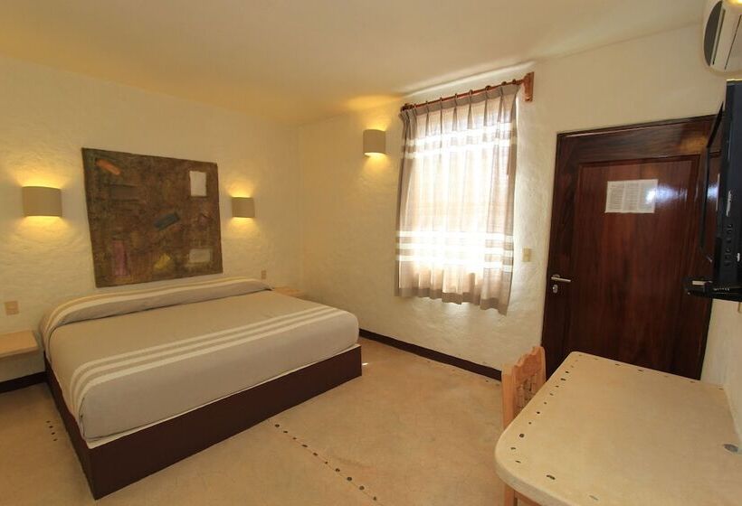 فندق Plaza Tangolunda