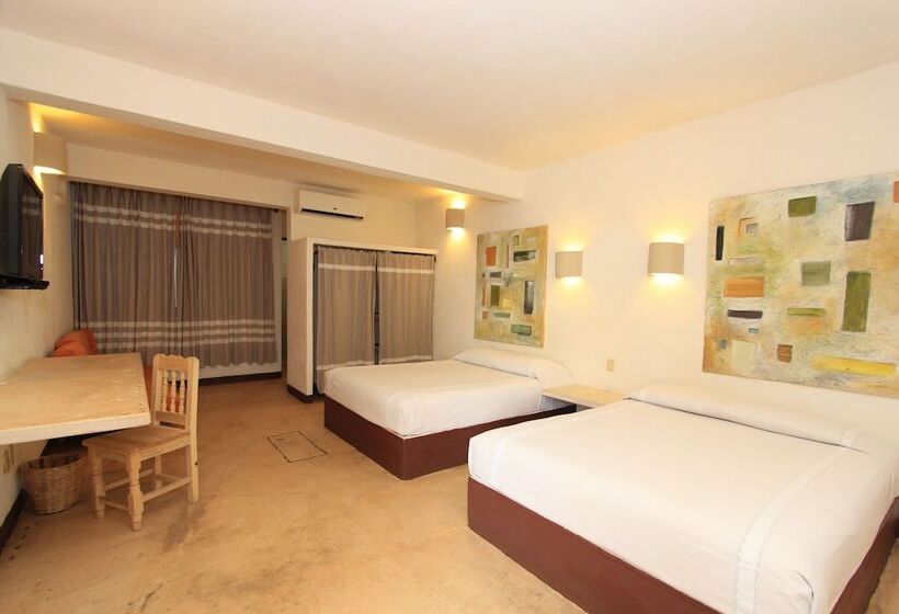 فندق Plaza Tangolunda