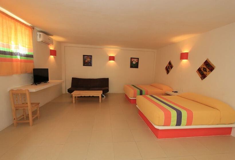 فندق Plaza Tangolunda