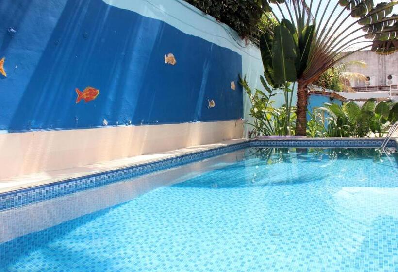 Отель Porto Bahia