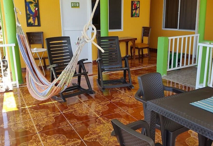 ホテル Posada Enilda