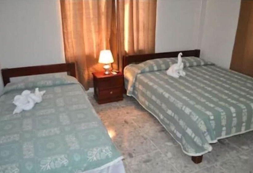 ホテル Posada Enilda