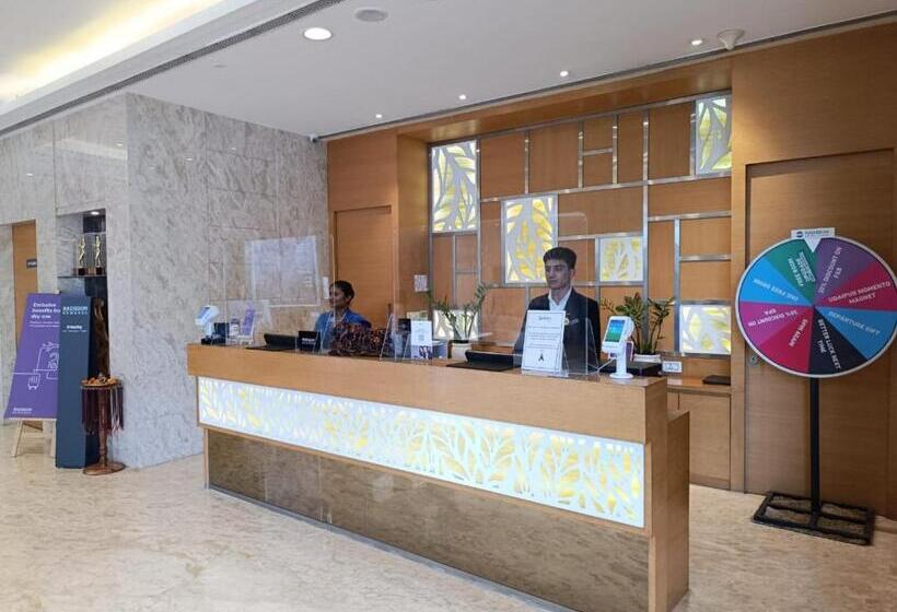 هتل Radisson Udaipur