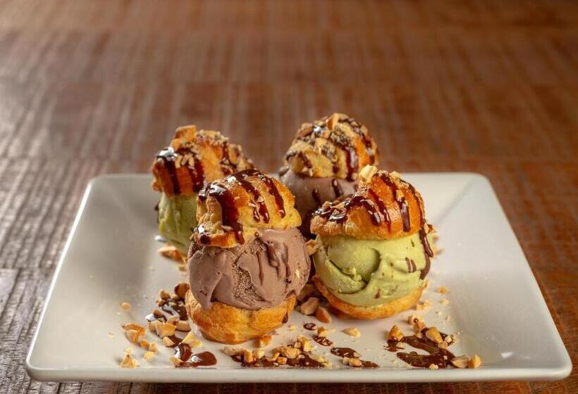 Отель Real Villa Bella