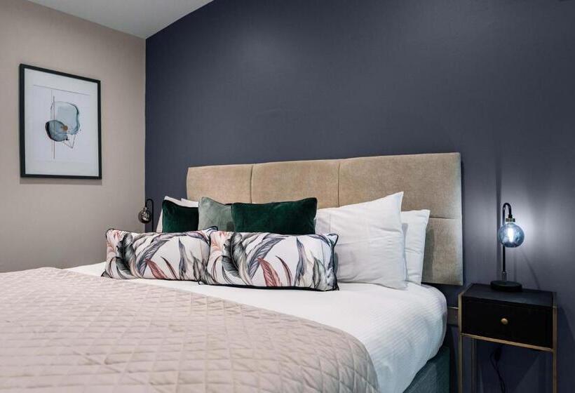 ホテル The Regent Apart