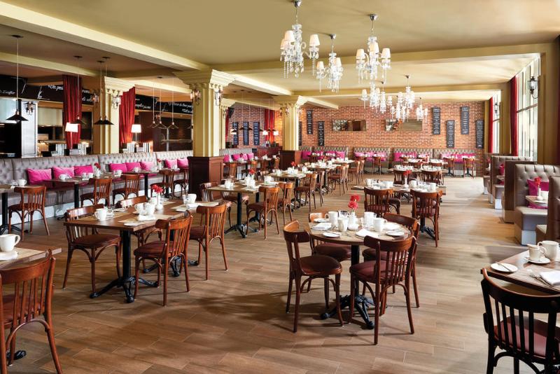 فندق Residences at The Fives