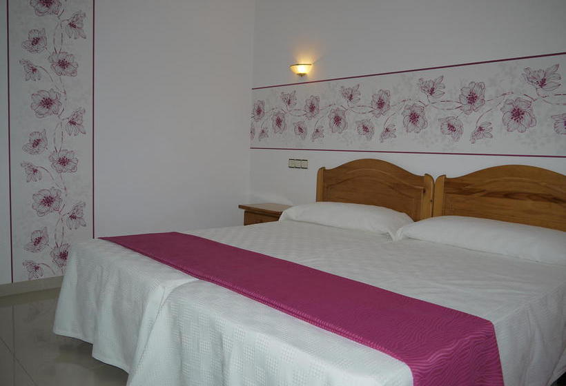 בית מלון כפרי Rochas