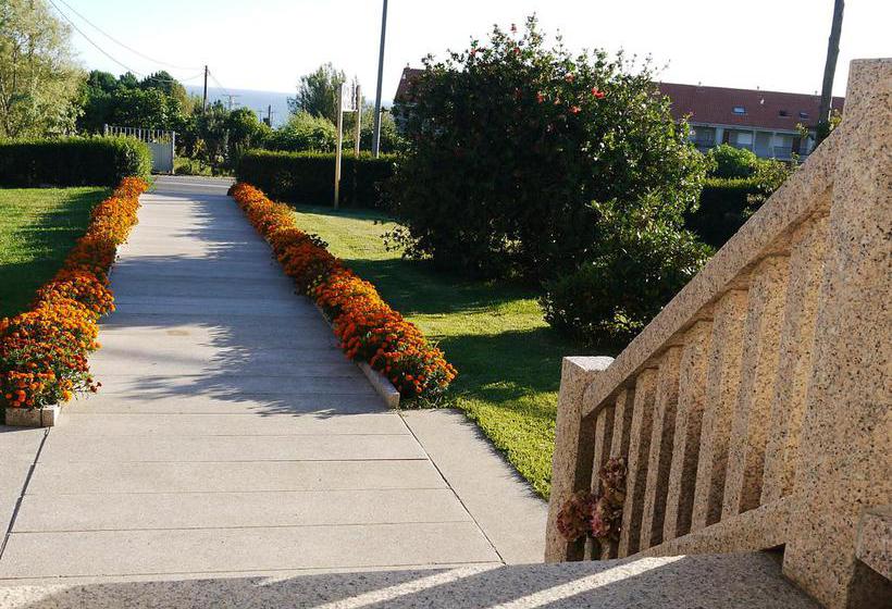 בית מלון כפרי Rochas