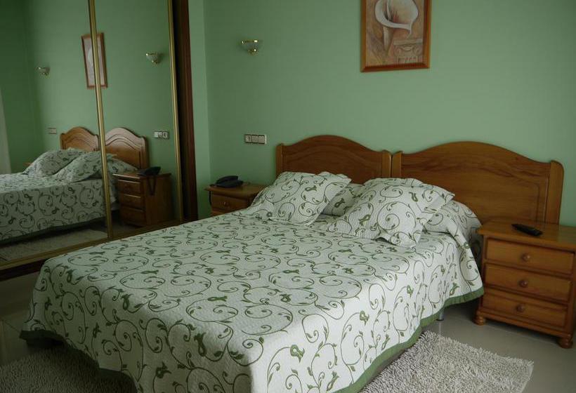 בית מלון כפרי Rochas