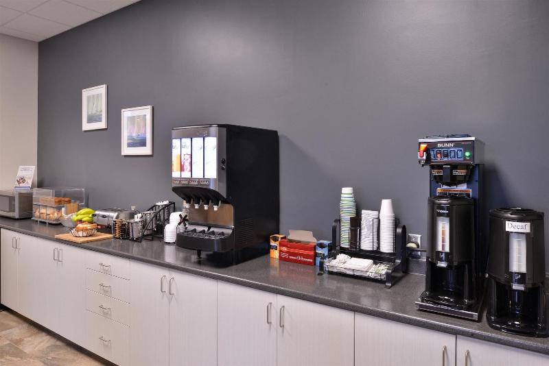 فندق Rodeway Inn