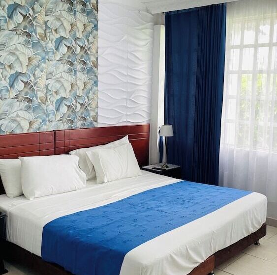 هتل Rosalinda Campestre Del Llano