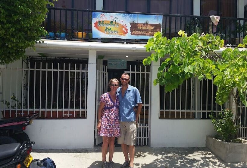 בית מלון כפרי Sheylla's Place