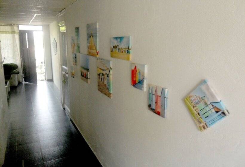 בית מלון כפרי Sheylla's Place