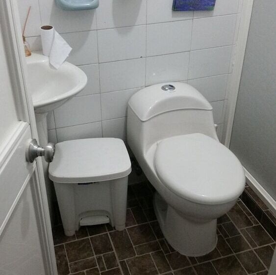 בית מלון כפרי Sheylla's Place