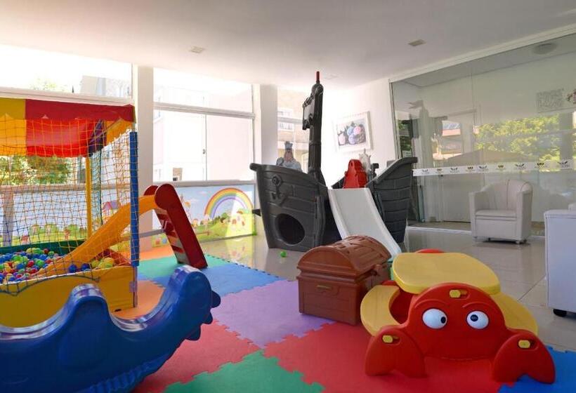 Sky Premium Hotel Gramado   ótima Localização