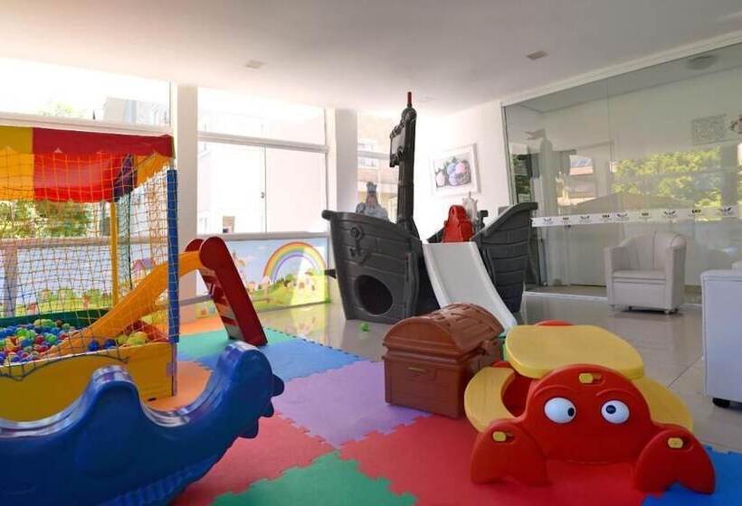 Sky Premium Hotel Gramado   ótima Localização