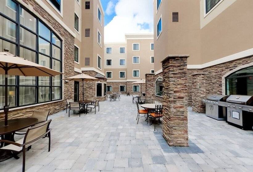 ホテル Staybridge Suites Ann Arbor Research Parkway, An Ihg