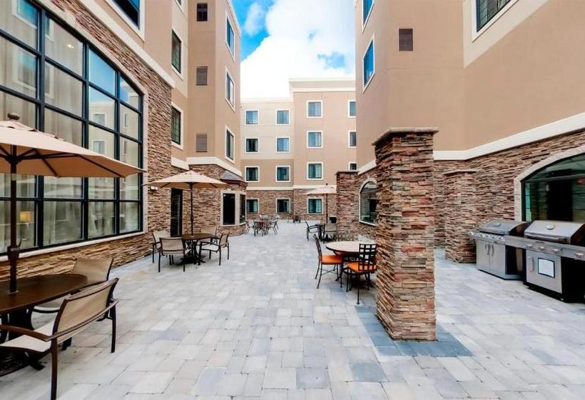 ホテル Staybridge Suites Ann Arbor Research Parkway, An Ihg