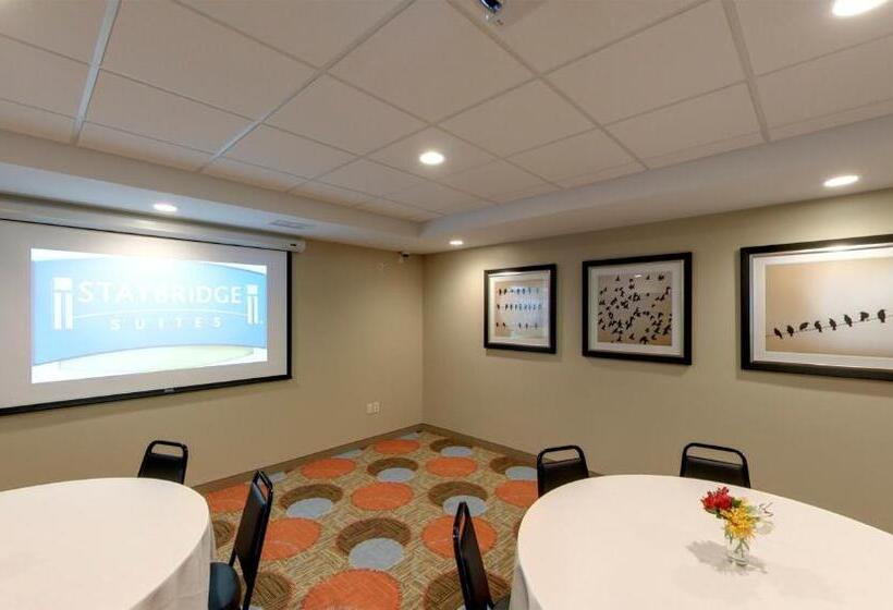 ホテル Staybridge Suites Ann Arbor Research Parkway, An Ihg