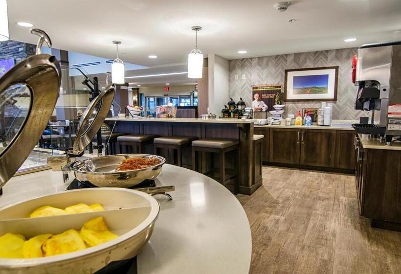 فندق Staybridge Suites Marquette, An Ihg