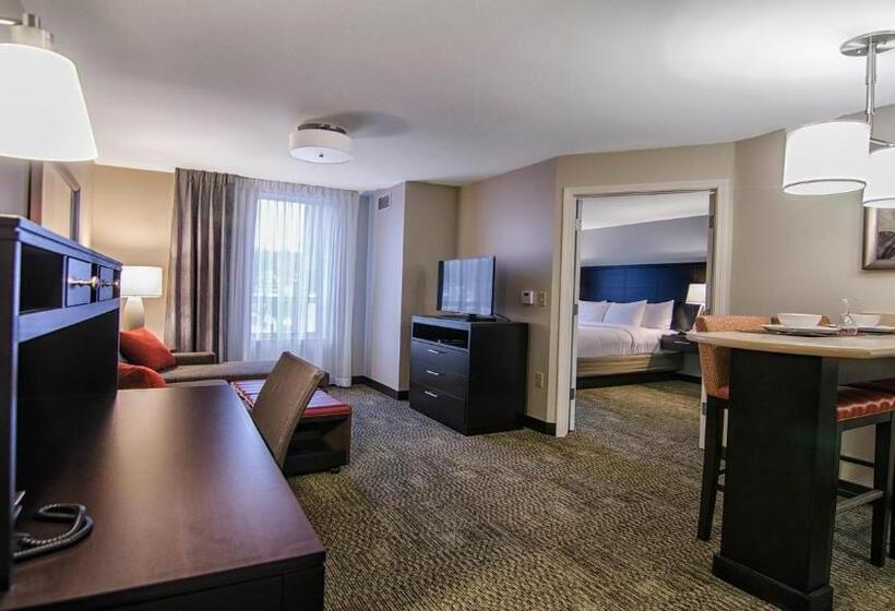 فندق Staybridge Suites Marquette, An Ihg