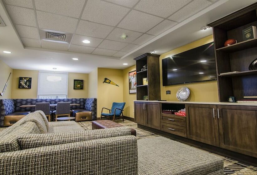 فندق Staybridge Suites Marquette, An Ihg