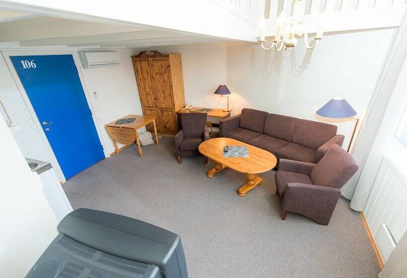 Отель Svartisen