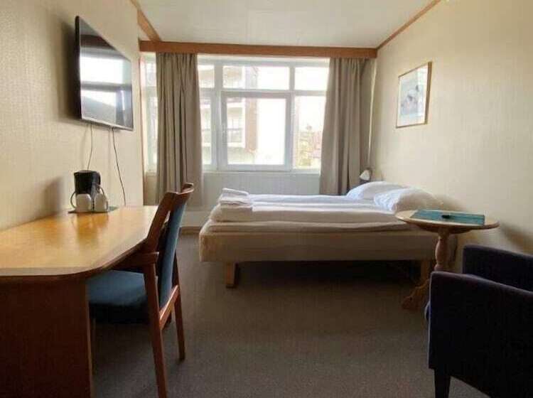 Отель Svartisen