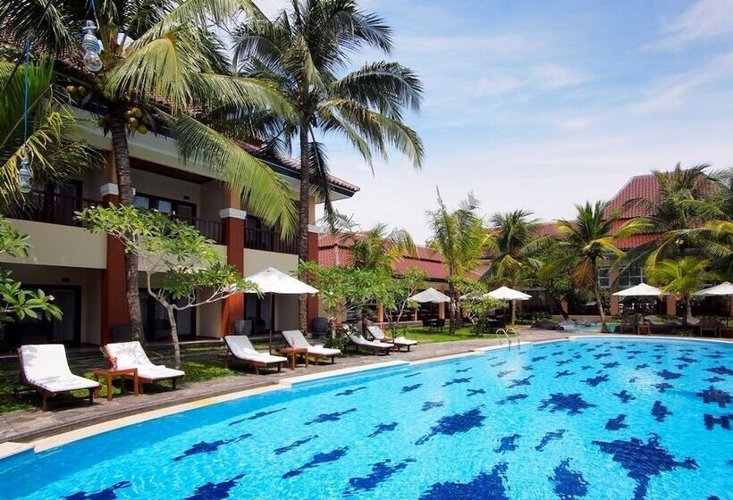 ホテル The Arnawa