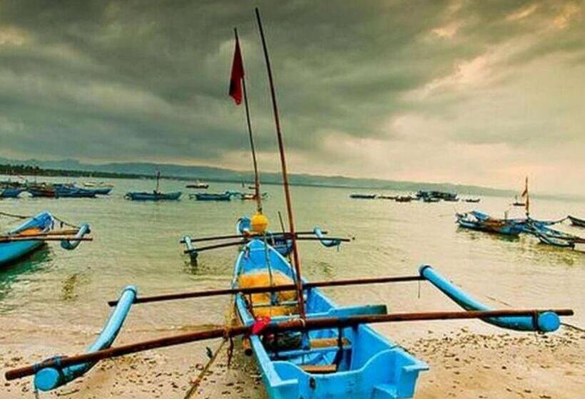 ホテル The Arnawa