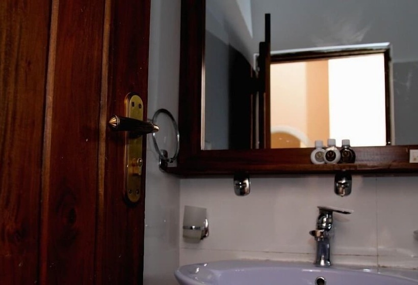 酒店 The Queensburry City