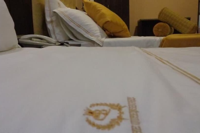 酒店 The Queensburry City