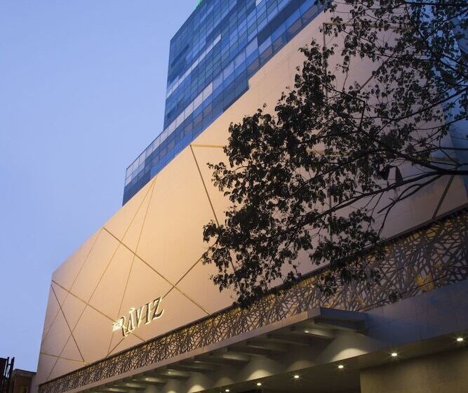 Hotel The Raviz Calicut