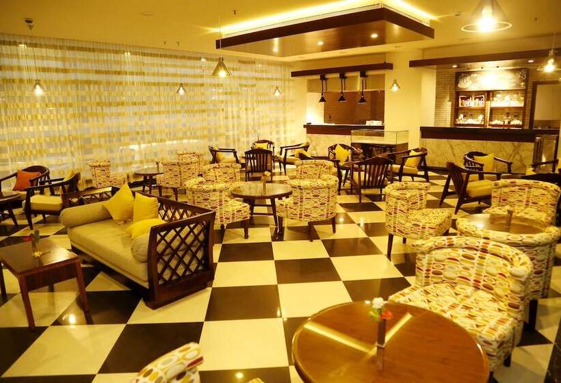 Hotel The Raviz Calicut