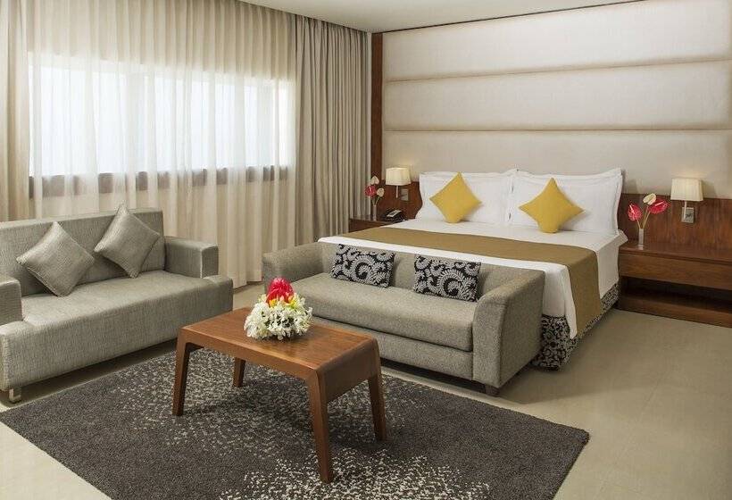 Hotel The Raviz Calicut