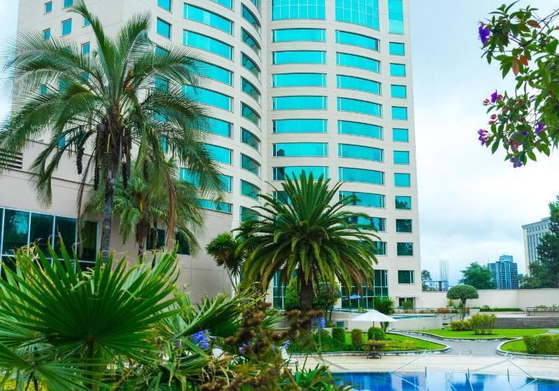 هتل Torres De Suites By Inamazonas