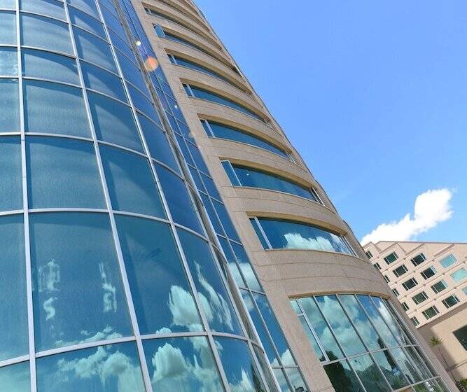 هتل Torres De Suites By Inamazonas