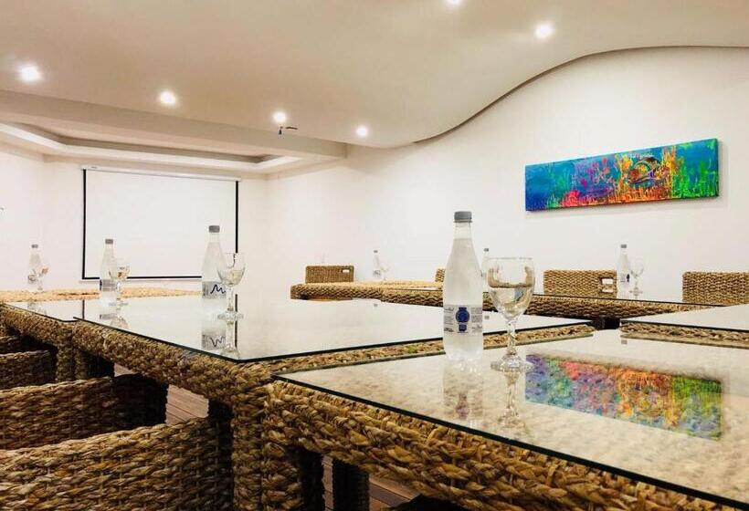 Отель Toscana Oriente