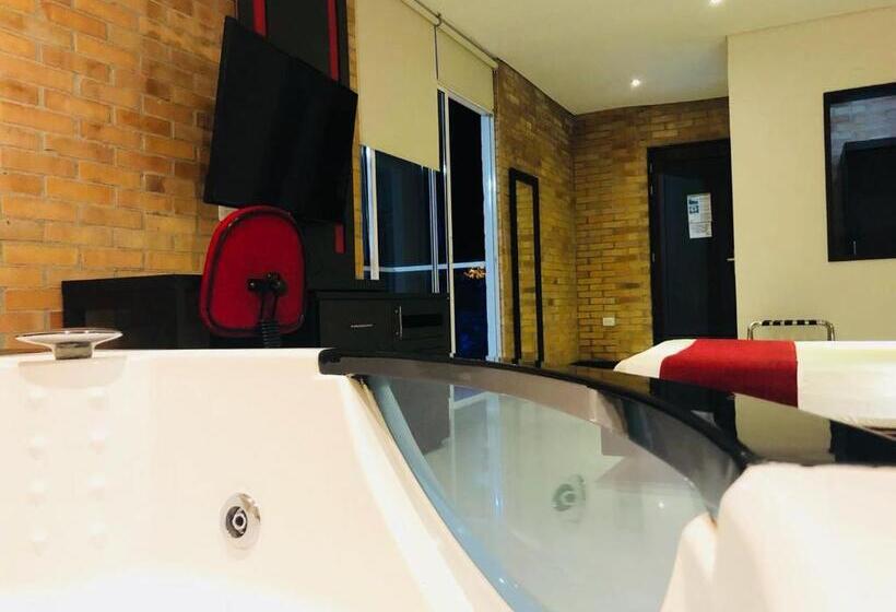 Отель Toscana Oriente