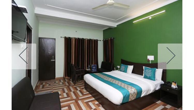 فندق Sweet Sunset Resort Nainital