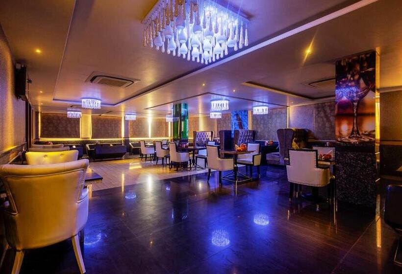 Отель Treebo Shivani