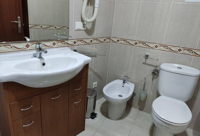 Отель Insidehome Zaravencia Plaza Mayor