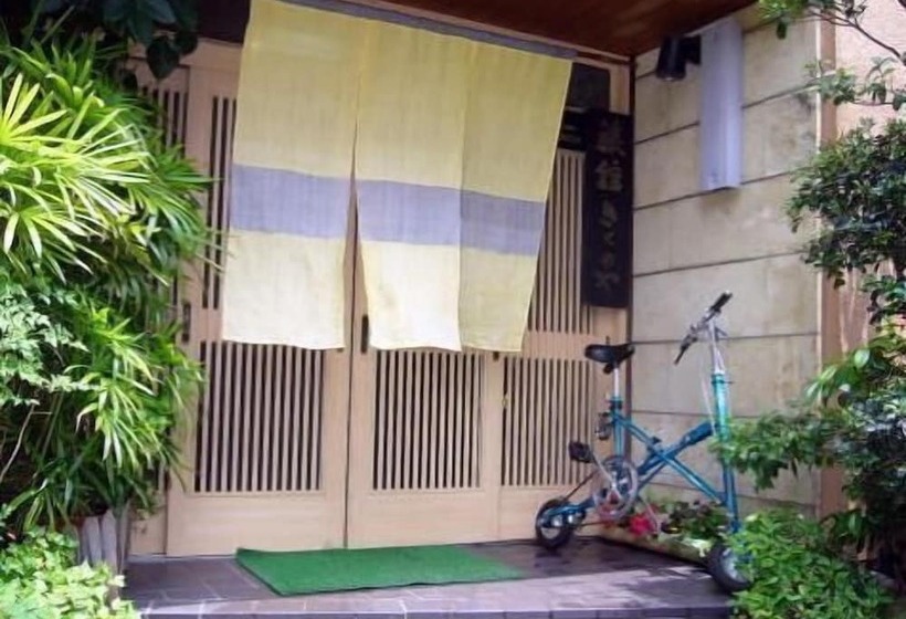 Kikunoya Ryokan