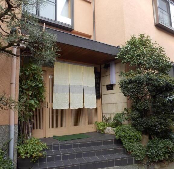 Kikunoya Ryokan