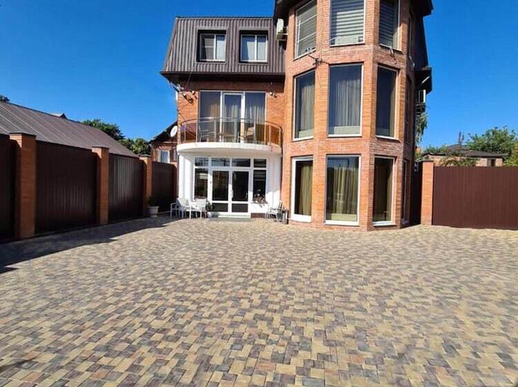 Luna Hotel Krasnodar