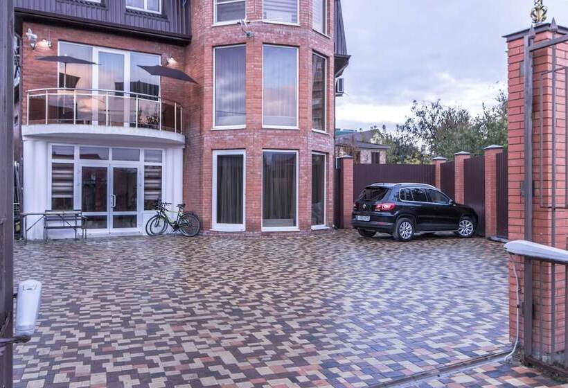 Luna Hotel Krasnodar