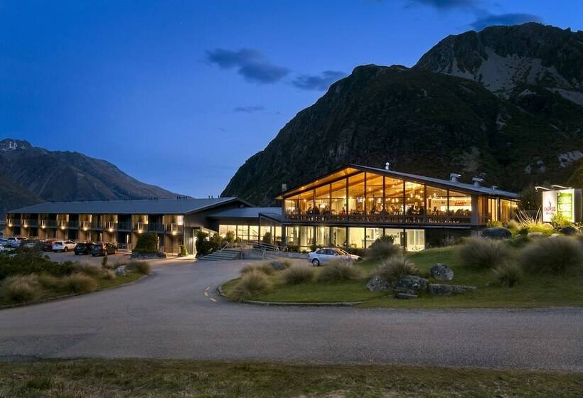Mt Cook Lodge & Motels