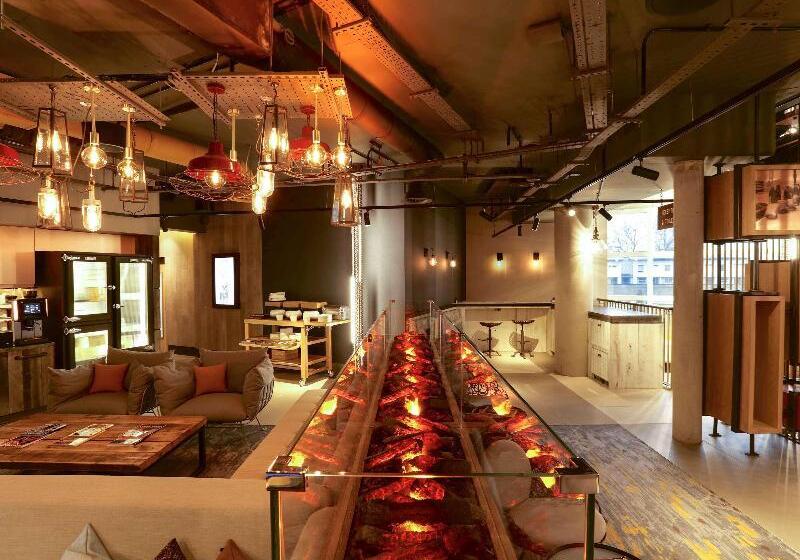 Novotel London Canary Wharf